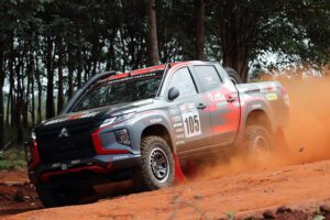 yokohama campeon en rally cross country de asia