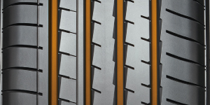 advan-v61-ranuras-largas